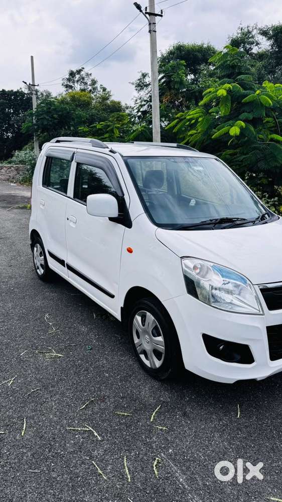 Maruti Suzuki Wagon R 1.0 Vxi, 2018, Petrol