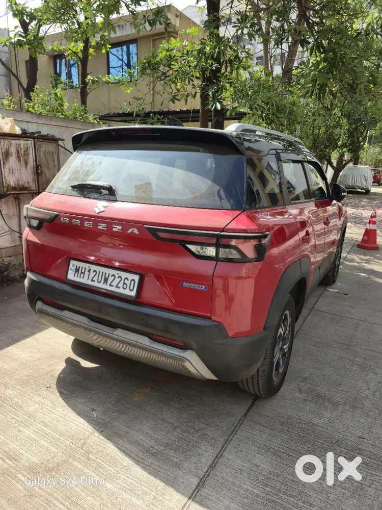 Maruti Suzuki Brezza Zxi Plus Dual Tone Petrol Manual  Nov. 2022 Reg.