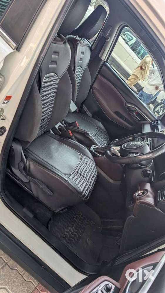 Maruti Suzuki Grand Vitara 1.5 Zeta Smart Hybrid At, 2022, Petrol