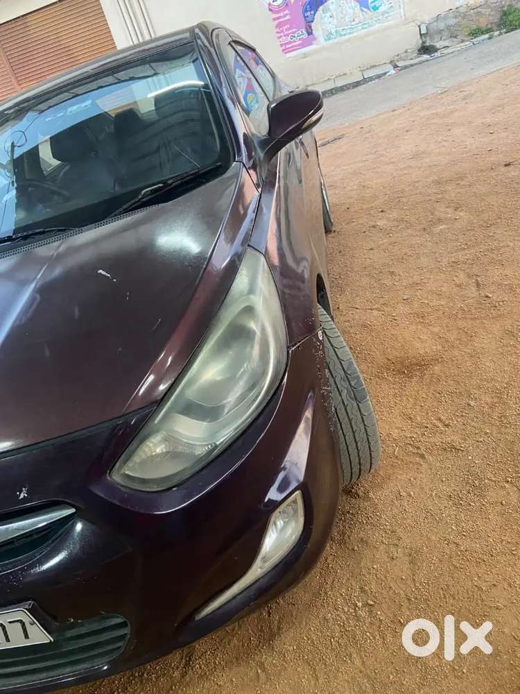 Hyundai Verna Diesel Manual 2012 Model