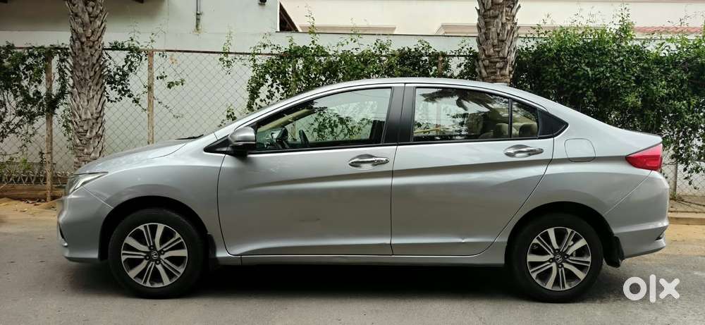 Honda City V Mt Exclusive, 2022, Petrol