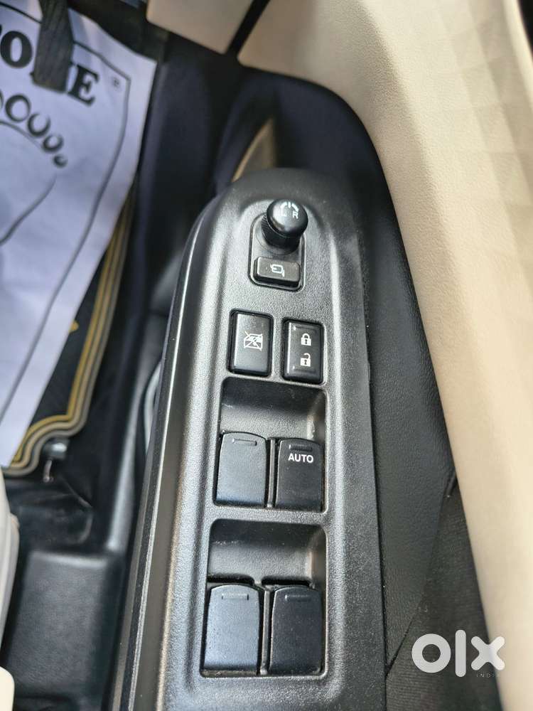 Maruti Suzuki Dzire 1.2 Vxi Cng, 2025, Petrol