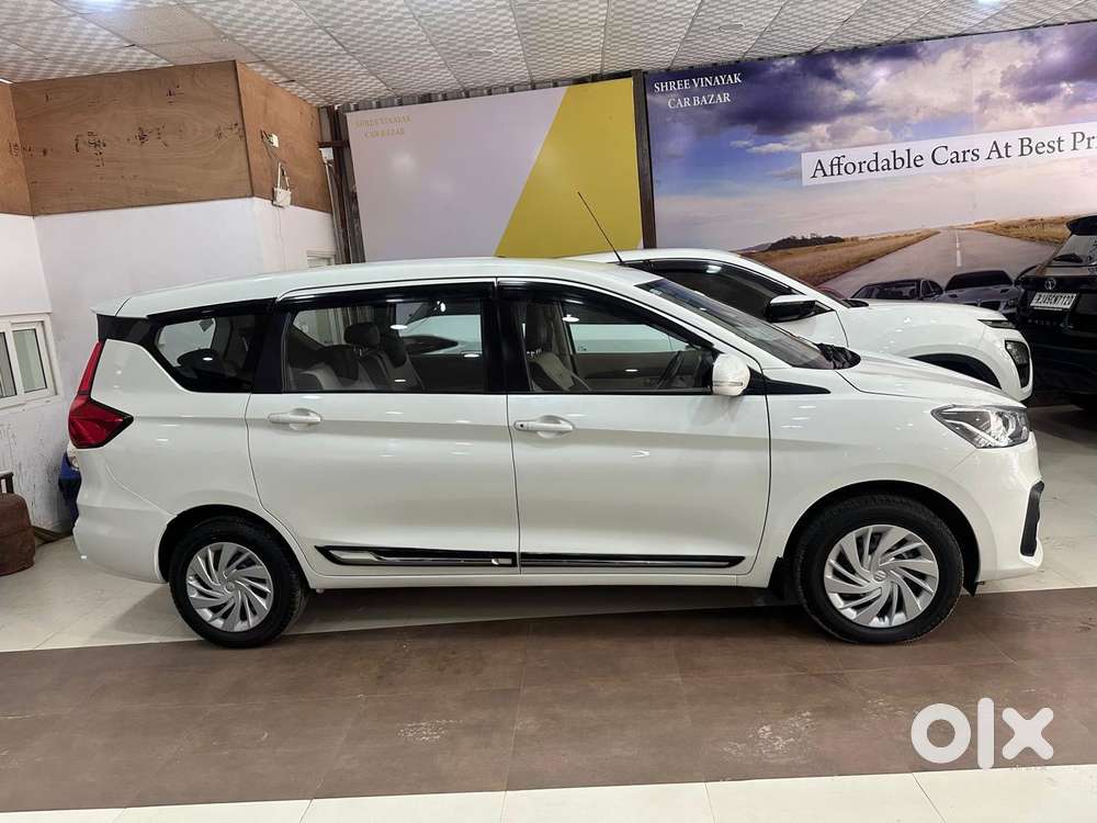 Maruti Suzuki Ertiga Vxi (o) Cng, 2025, Petrol