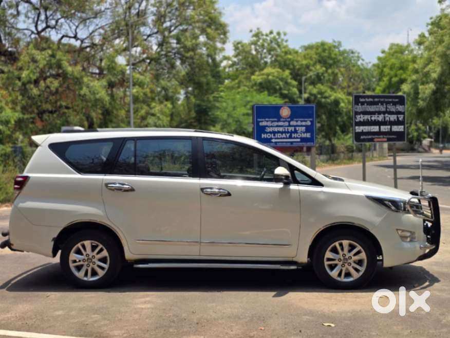 Toyota Innova Crysta 2.4 V, 2019, Diesel