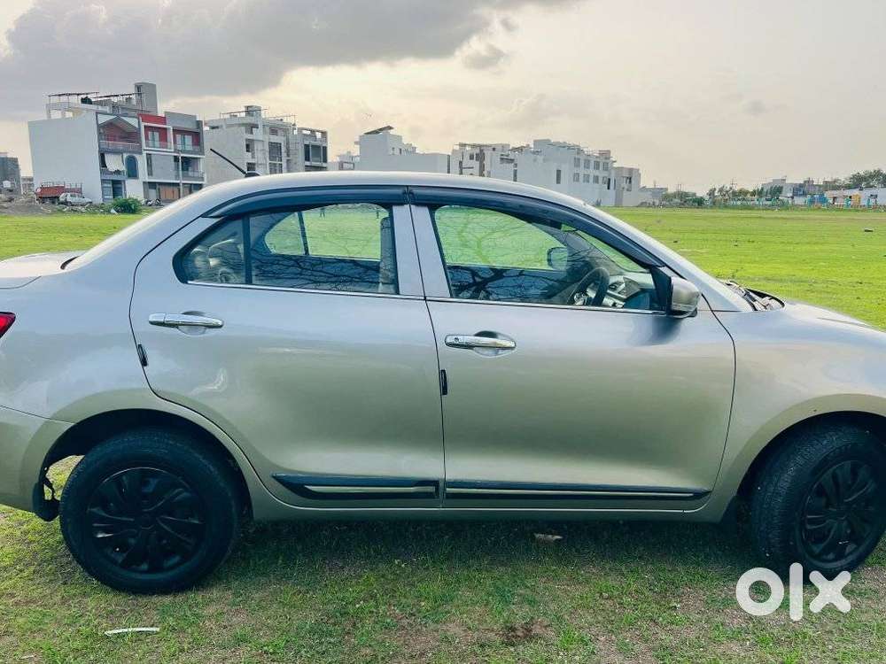 Maruti Suzuki Swift Dzire 1.2 Vxi Bsiv, 2021, Cng & Hybrids