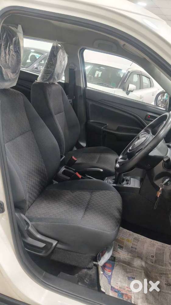 Maruti Suzuki Brezza 1.5 Lxi Smart Hybrid, 2023, Petrol