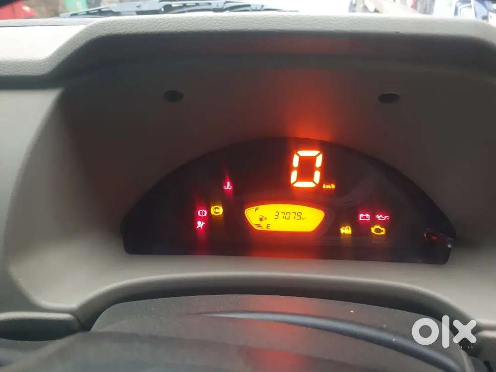 Maruti Eeco 2024 Std Petrol Manual