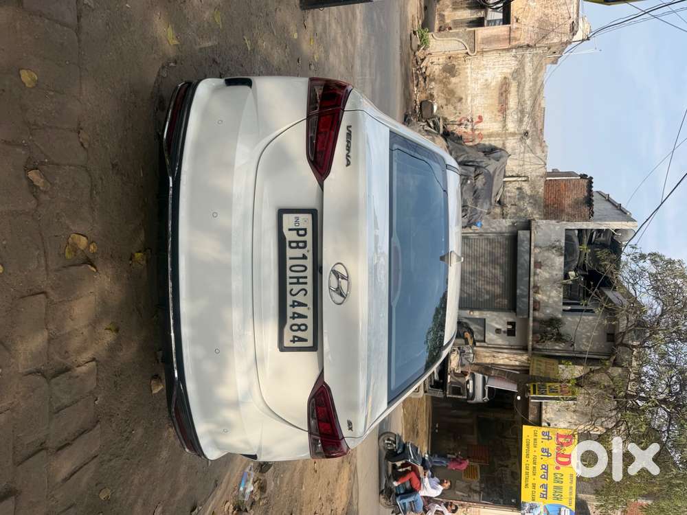 Hyundai Verna 2021 Diesel 68000 Km Driven