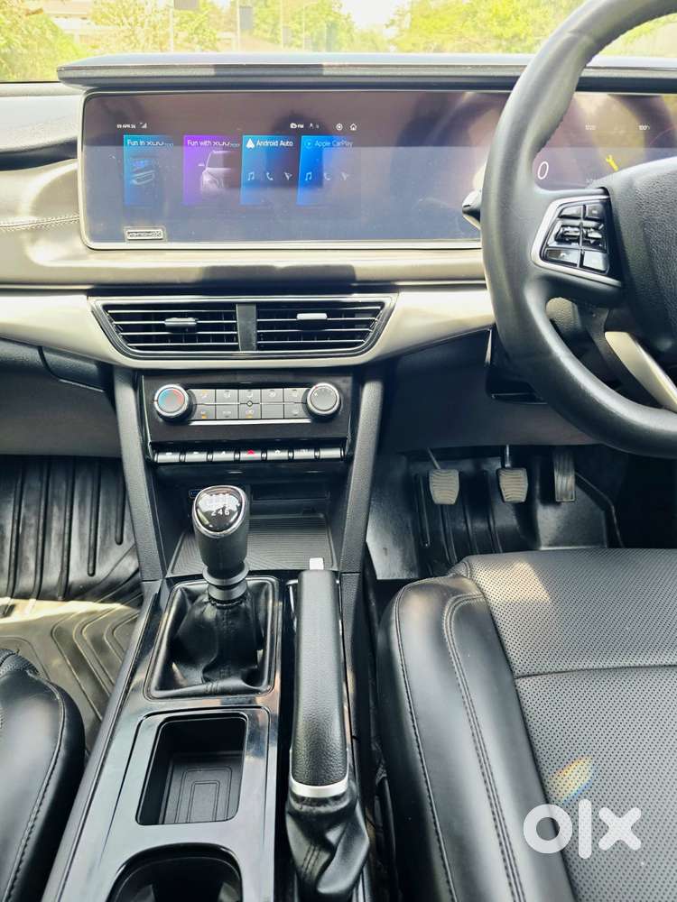 Mahindra Xuv700 2.2 Ax 3 Diesel Mt 5 Str, 2023, Diesel