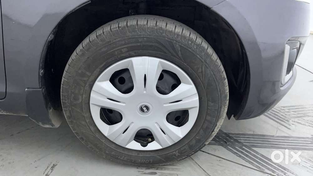 Maruti Suzuki Swift Vvt Vxi, 2014, Petrol