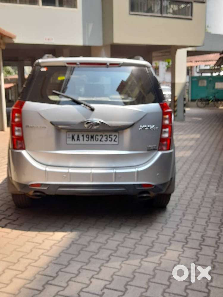 Mahindra,  W10, 2016, Diesel, Automatic