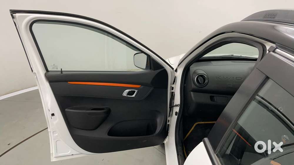 Renault Kwid 1.0 Climber (o) Dual Tone, 2021, Petrol
