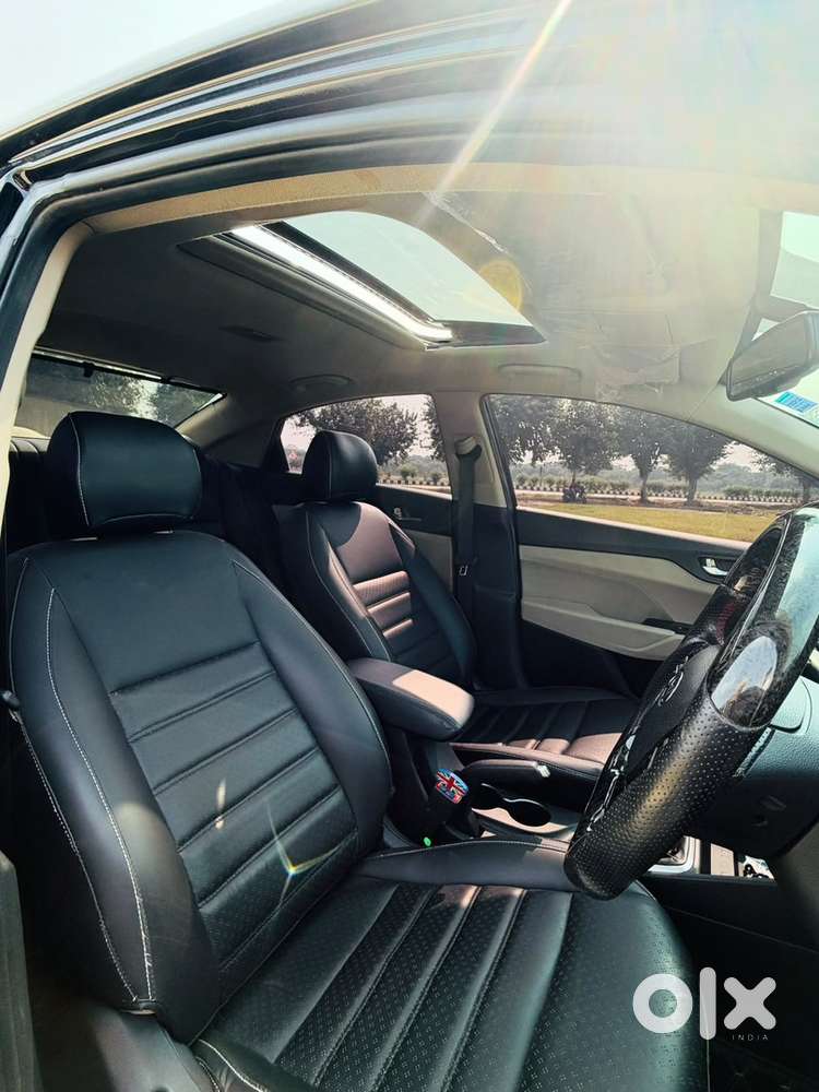 Hyundai Verna Petrol 2022 Sx Manual