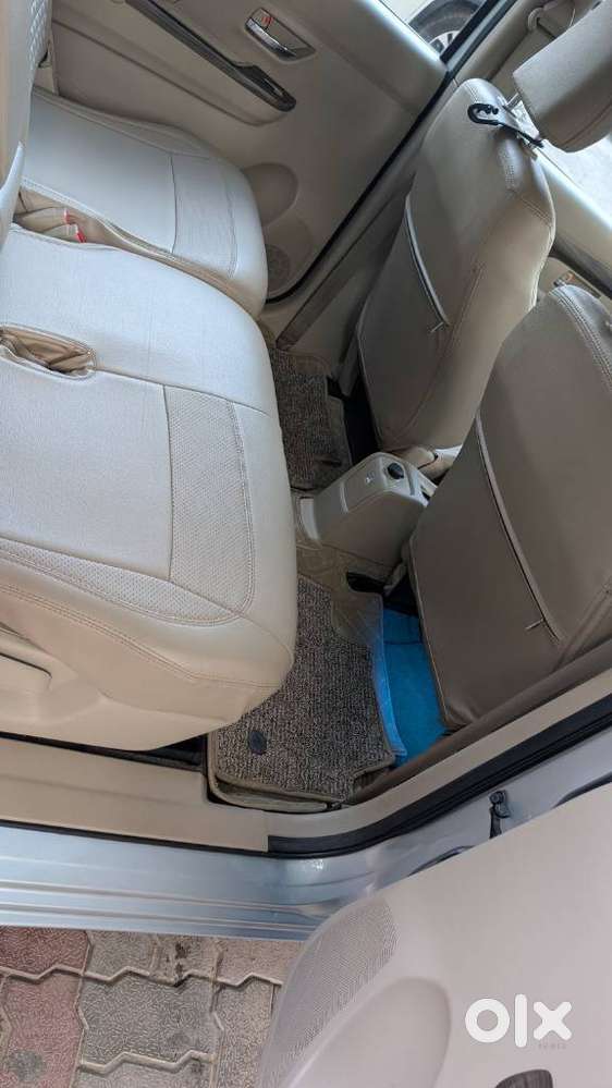 Maruti Suzuki Ertiga Vxi Petrol, 2022, Petrol
