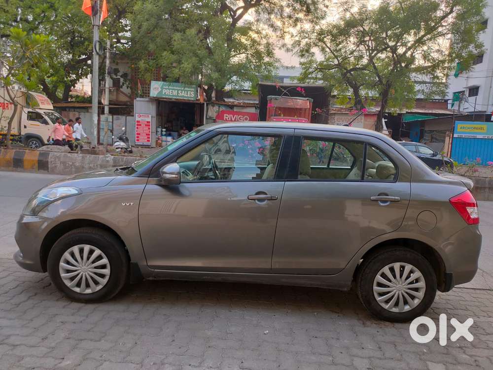 Maruti Suzuki Swift Dzire Vxi(o) Mt, 2017, Petrol