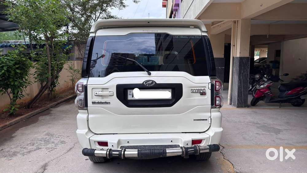 Mahindra Scorpio S10 8 Seater, 2017, Diesel