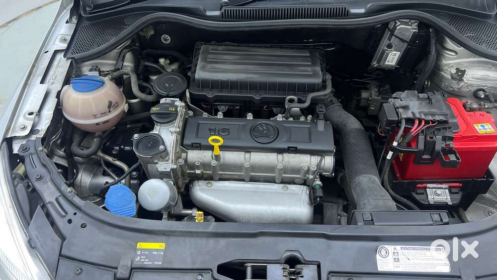 Skoda Rapid 1.6 Mpi Ambition, 2015, Petrol