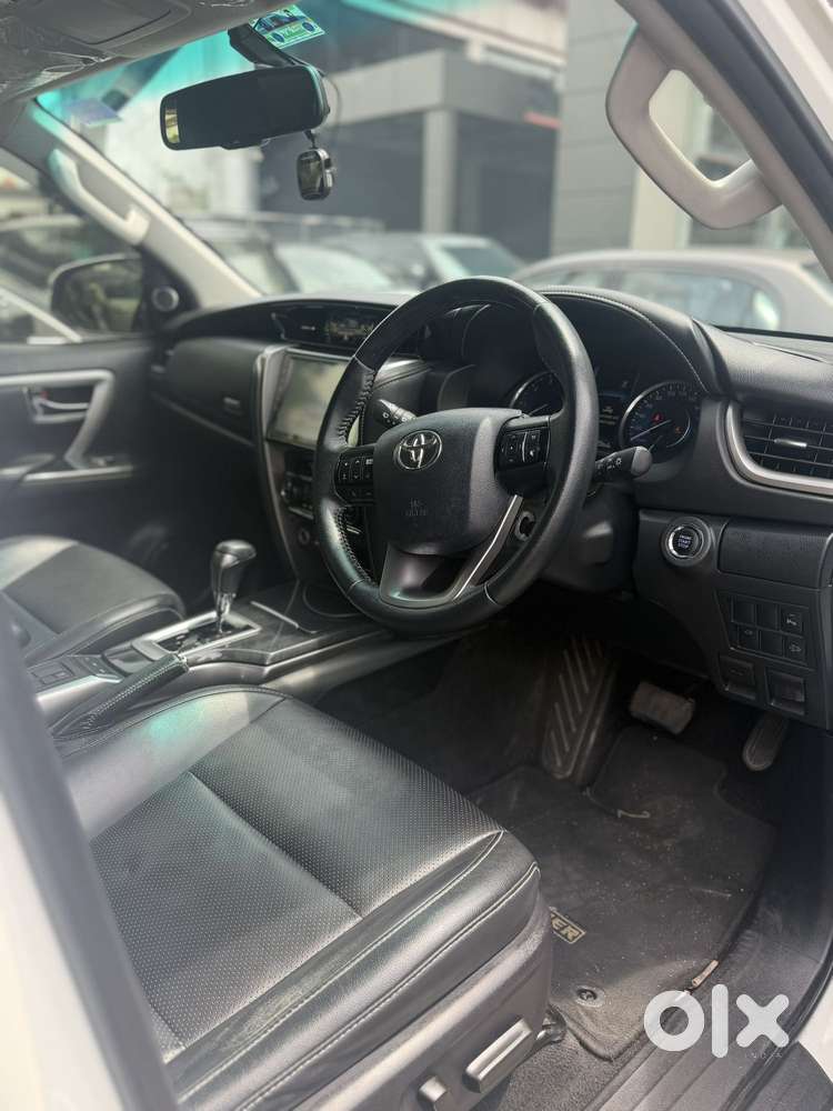 Toyota Fortuner 4x2 At 2.8 Diesel, 2022, Diesel