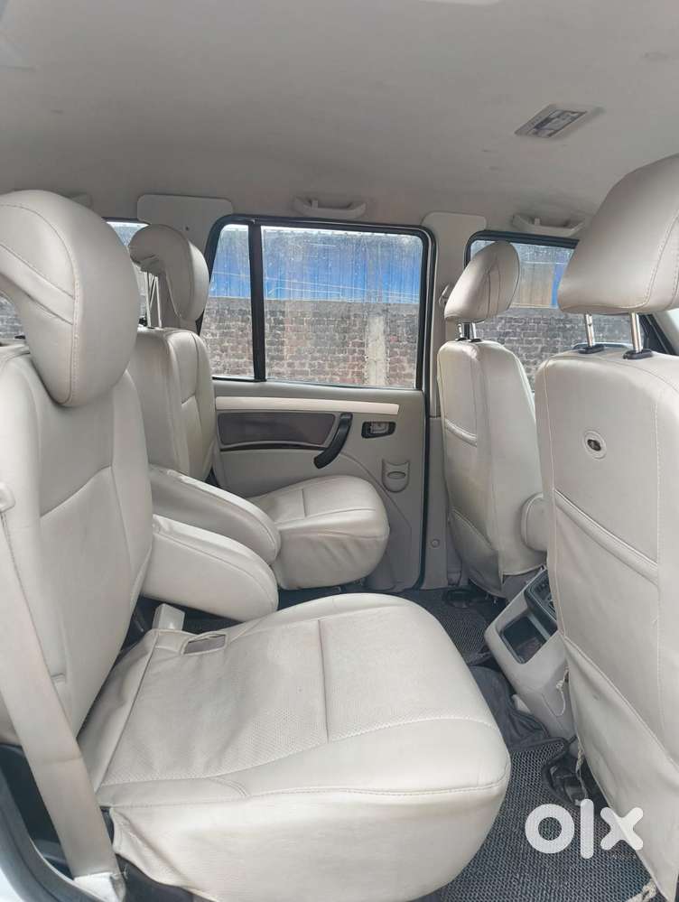 Mahindra Scorpio S10, 2016