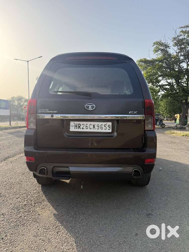 Tata Safari Storme, 2014, Diesel