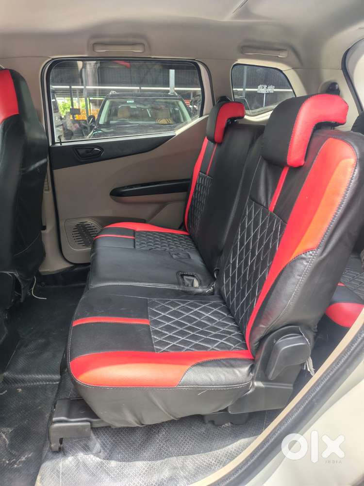Renault Triber Rxt, 2023, Petrol