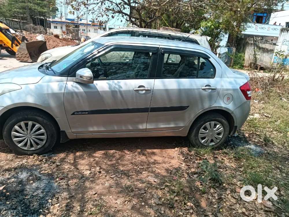 Maruti Suzuki Dzire 2013 Petrol 88424 Km Driven