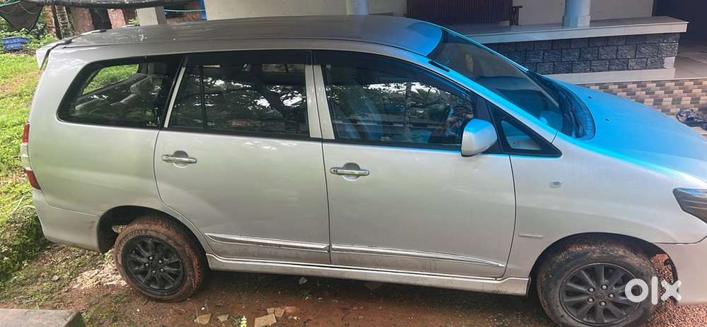 Toyota Innova Diesel 2013