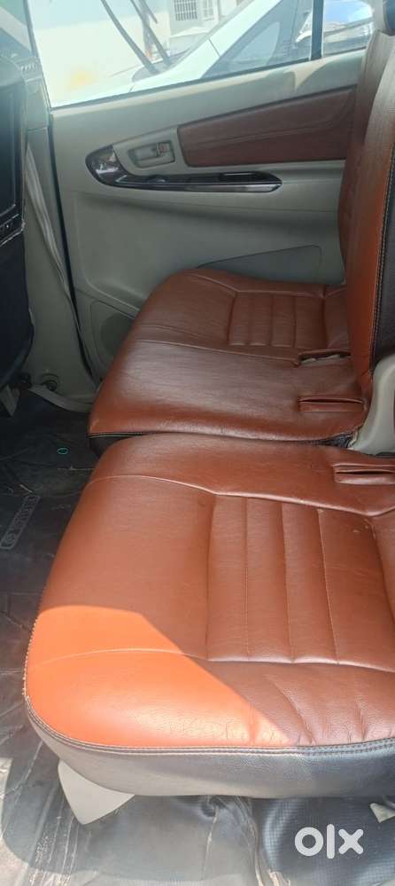 Toyota Innova 2.5 V 7 Str, 2013, Diesel