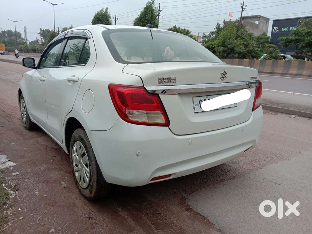 Maruti Suzuki Dzire 1.2 Vxi, 2021, Petrol