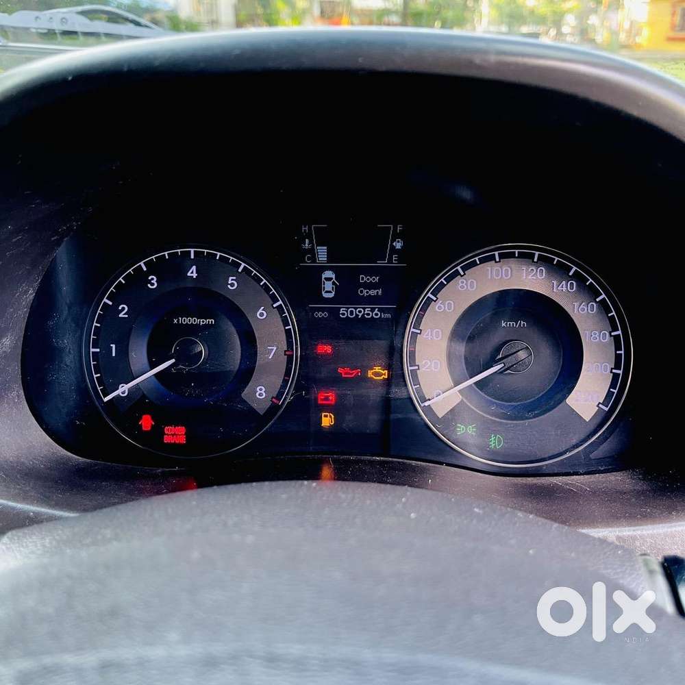 Hyundai Verna 2011 Petrol Well Maintained