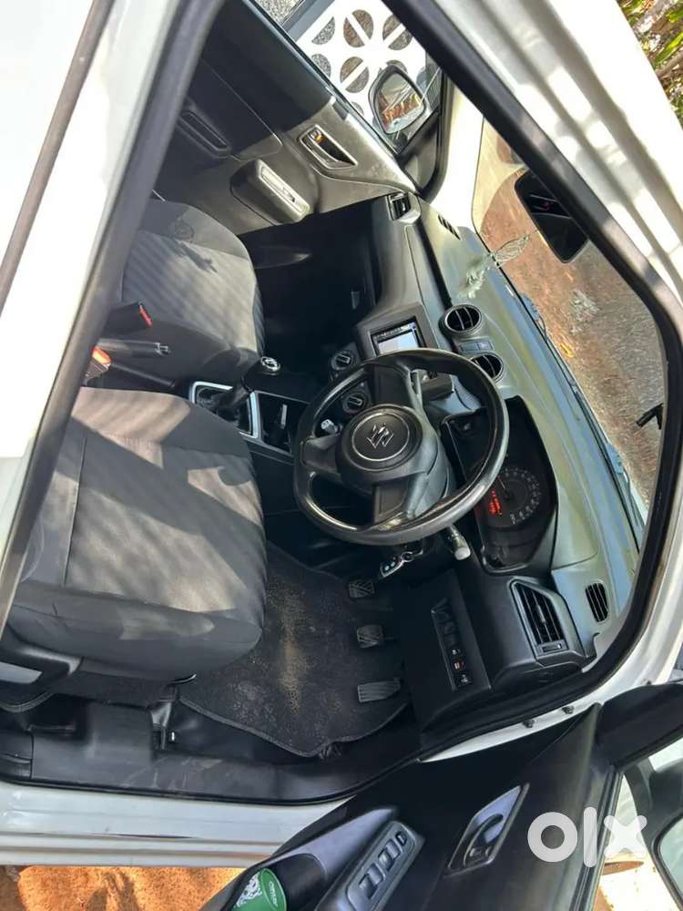 Maruti Suzuki Swift 2018 Petrol 94000 Km Driven