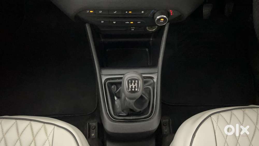 Tata Punch 1.2 Revotron Adventure Rhythm Pack Mt, 2022, Petrol