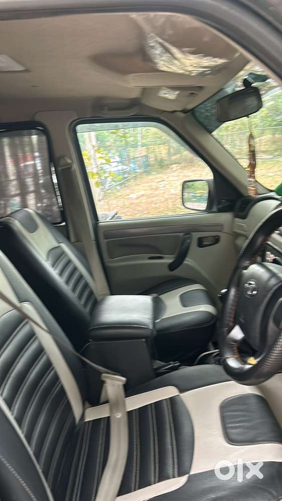 Mahindra Scorpio Classic 2022 Diesel Manual Year