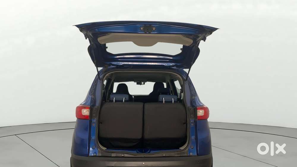 Renault Triber Rxz Easy-r Amt, 2022, Petrol