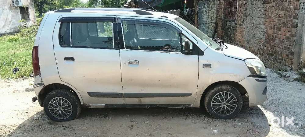 Maruti Suzuki Wagon R Lxi 2012