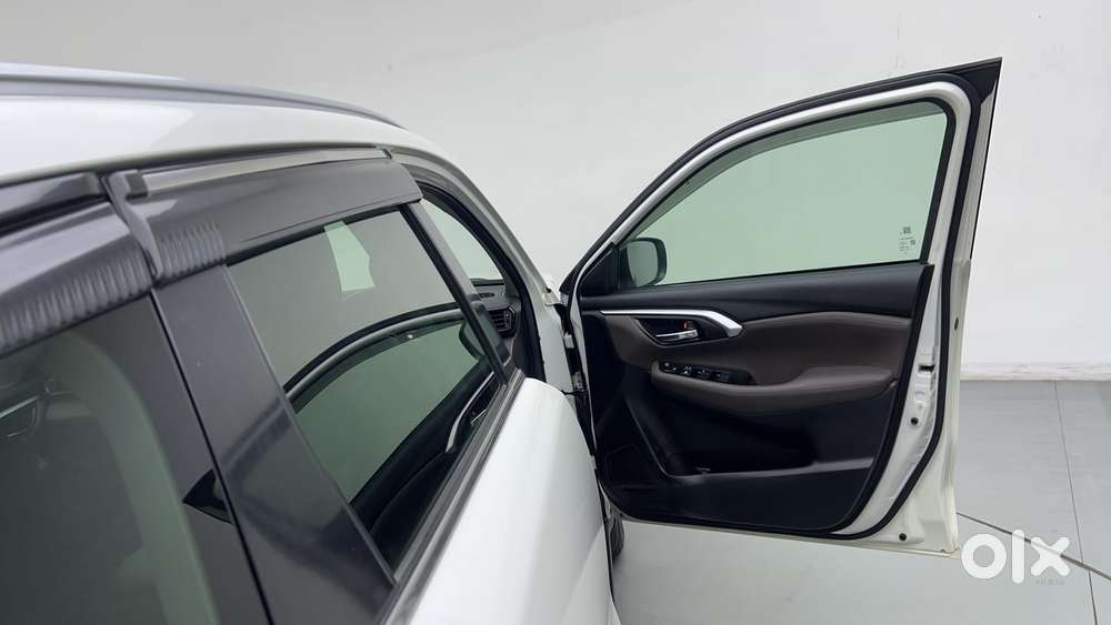 Toyota Urban Cruiser Hyryder