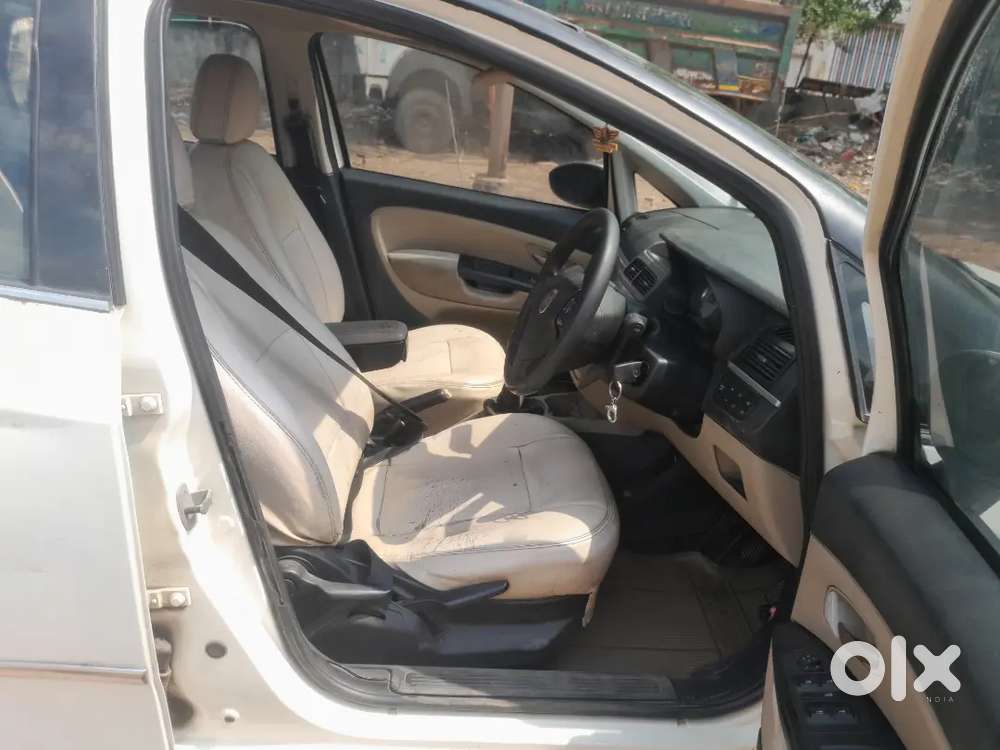 Fiat Linea 2010 1.4 T-jet Plus Emotion