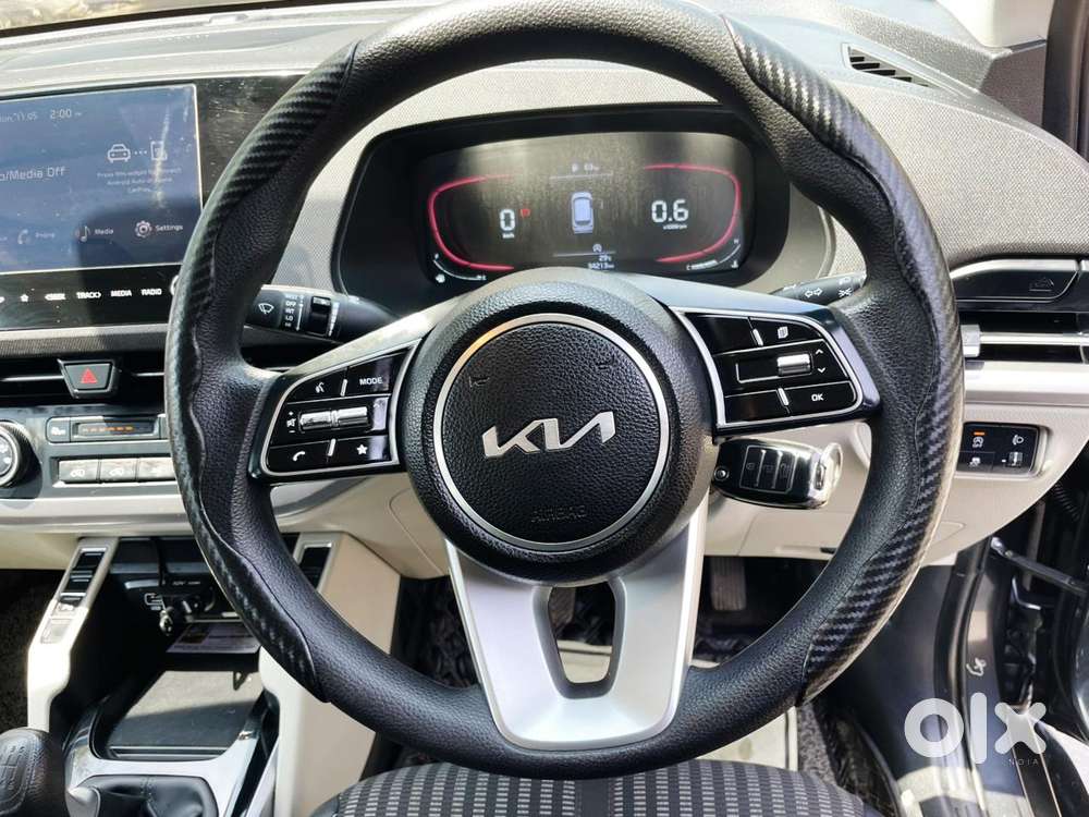 Kia Carens 1.4 Prestige Turbo 7 Str, 2023, Petrol