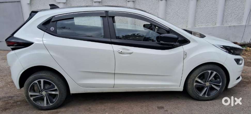 Tata Altroz Xz Plus (o) (s), 2023, Petrol