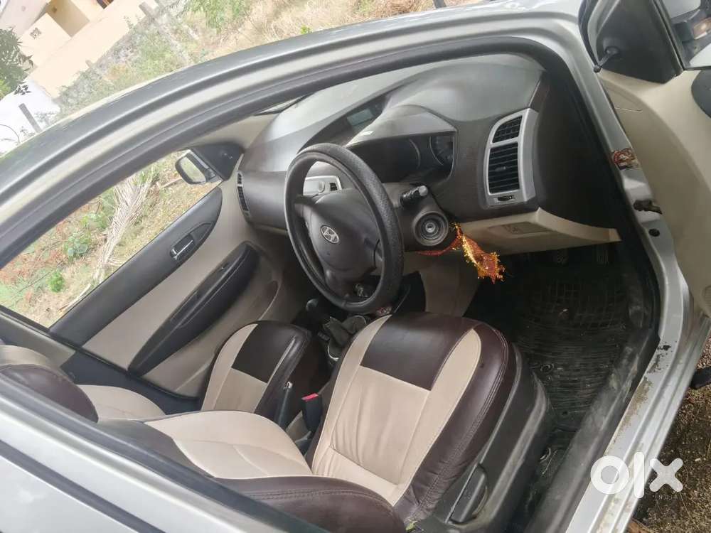 Hyundai I20 2012 Model Car