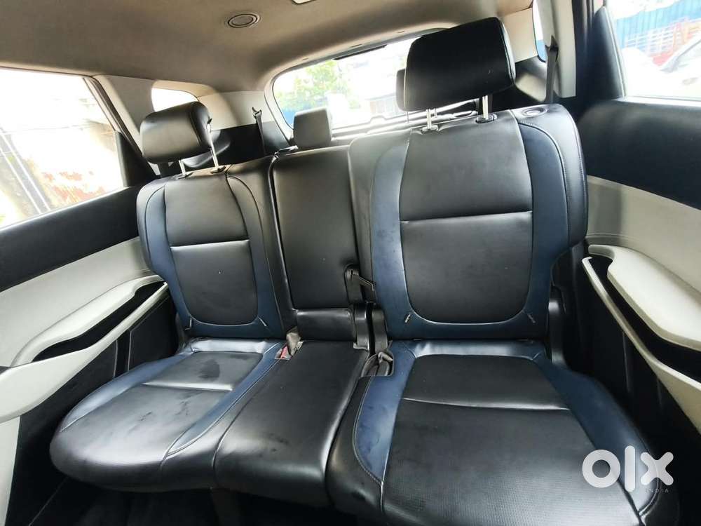Kia Carens 1.5 Premium 7 Str, 2023, Petrol