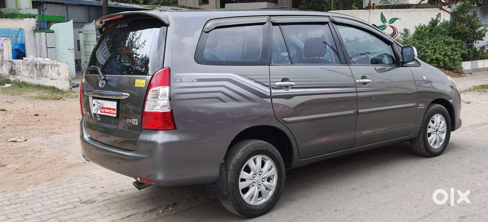 Toyota Innova 2.5 V 7 Str, 2011, Diesel