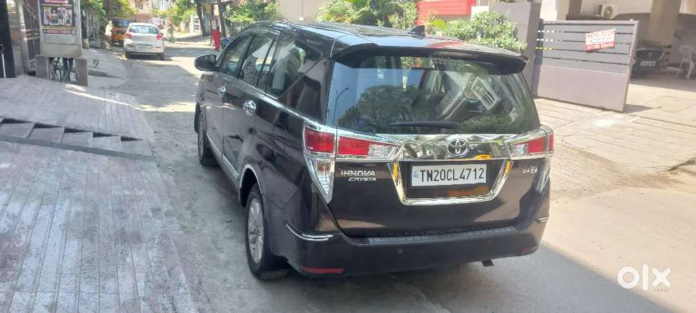 Toyota Innova Crysta