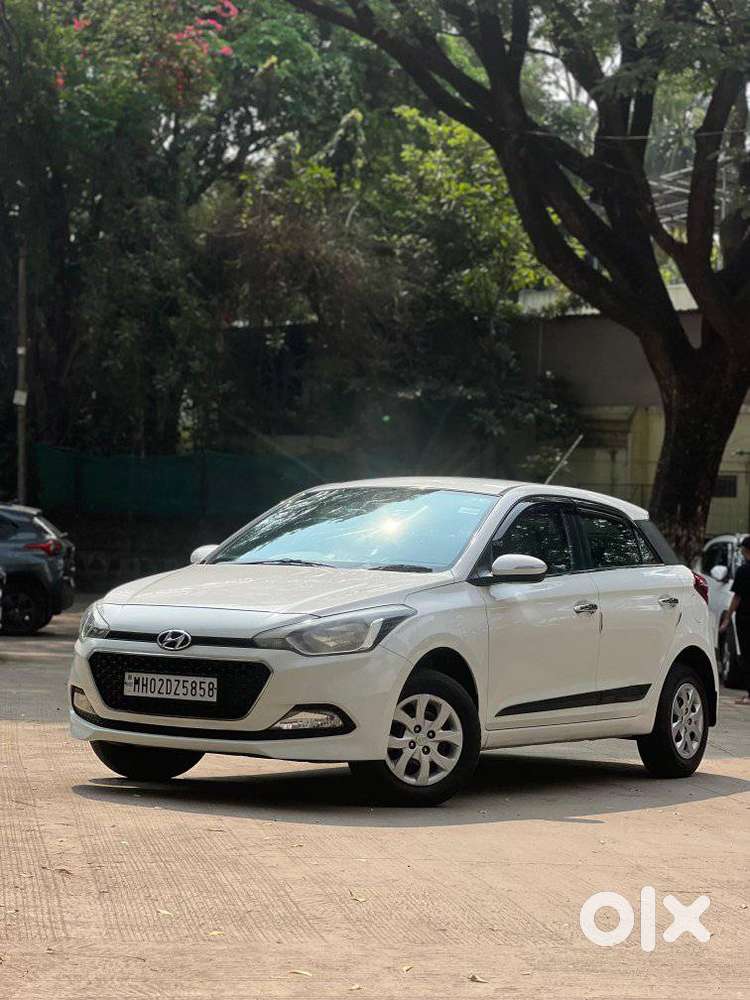 Hyundai Elite I20 Sportz (o) 1.4, 2015, Petrol