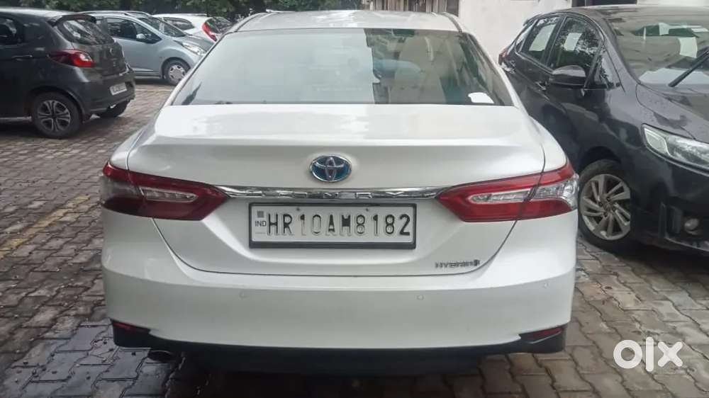 Toyota Camry 2021