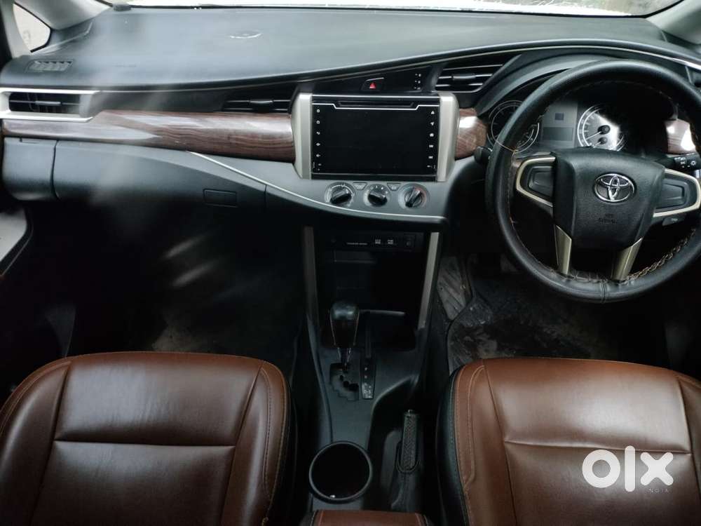 Toyota Innova Crysta 2.8 Gx At 8 Seater, 2018, Diesel