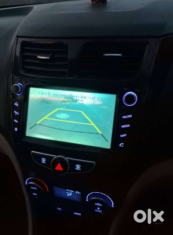 Hyundai Fluidic Verna