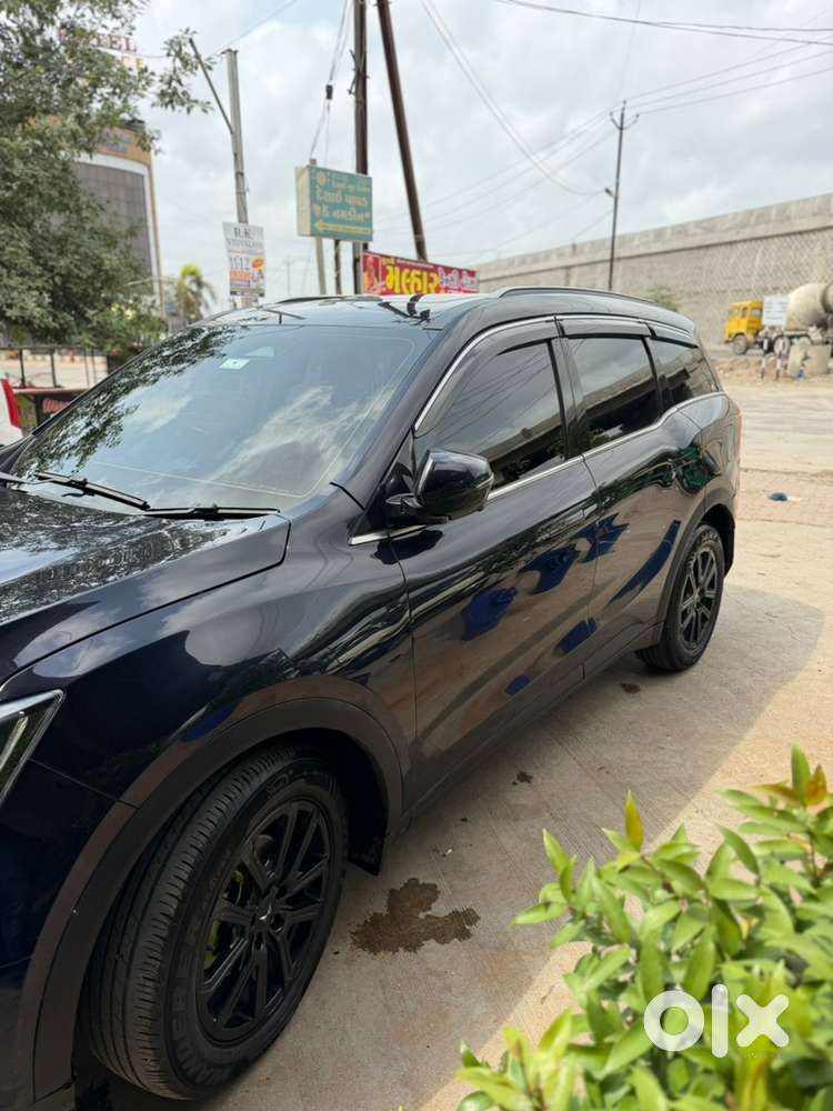 Mahindra Xuv700 2025 Diesel 36500 Km Driven