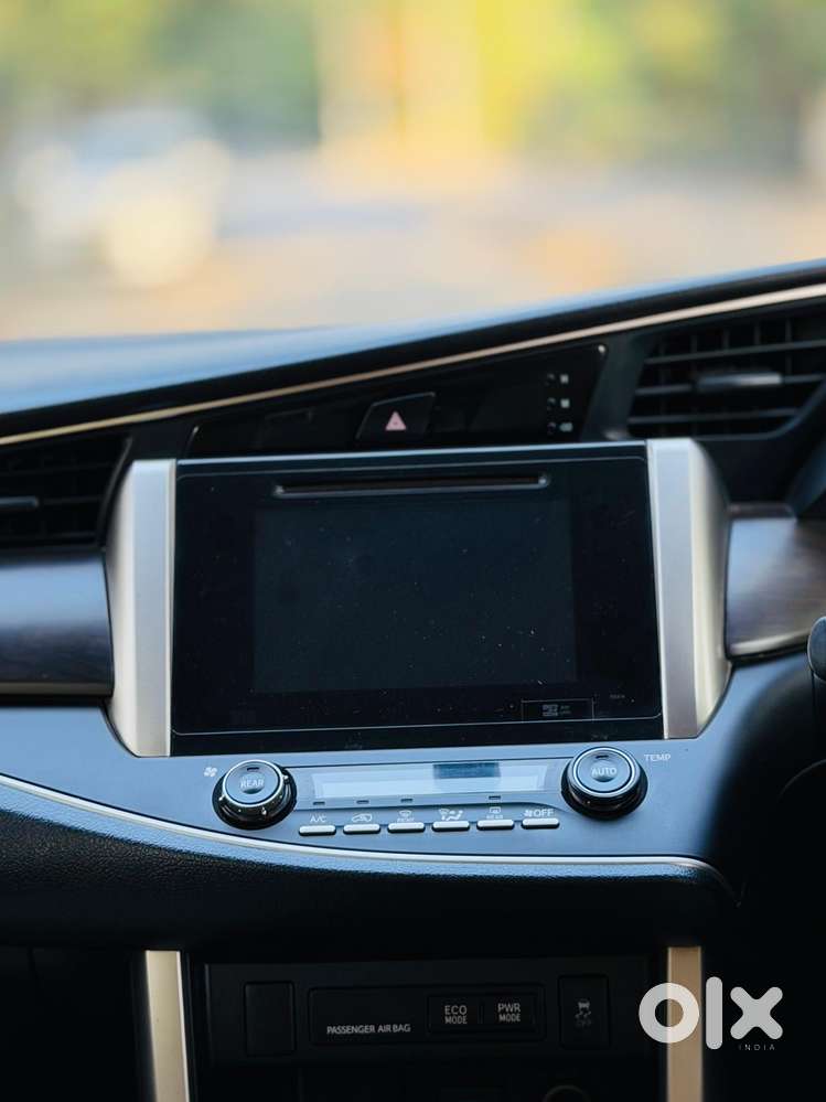 Toyota Innova Crysta 2.8z Automatic, 2019, Diesel