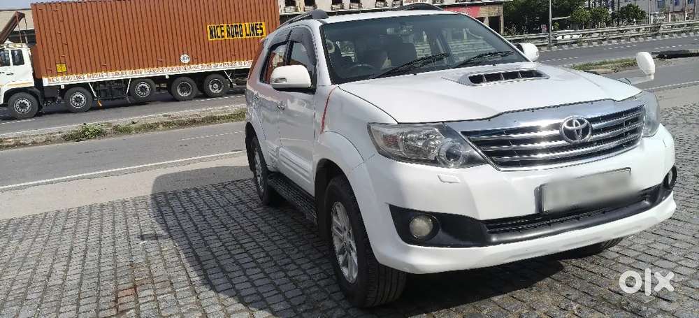 Toyota Fortuner Diesel Manual 2014